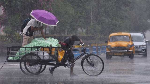 imd-weather-forecast-monsoon-to-hit-central-india-heavy-rainfall-forecast-for-maharashtra-konkan-goa-karnataka-telangana-tamil-nadu-heatwave-in-bihar-up